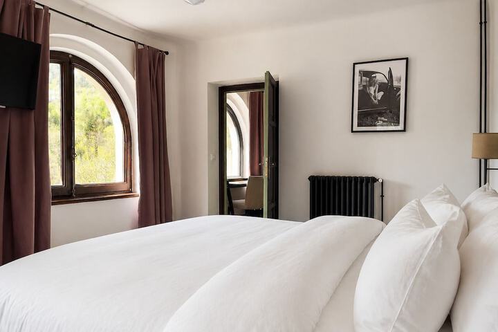 Room 20 of 40