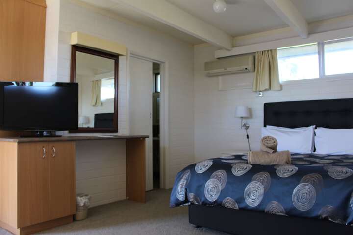 Room 2 of 47