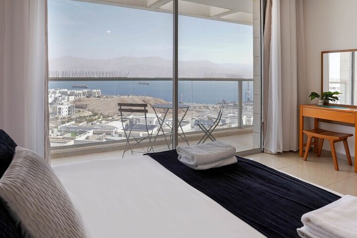 Room 92 of 315
