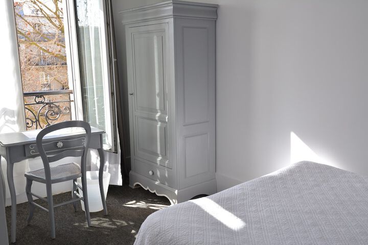 Room 20 of 35