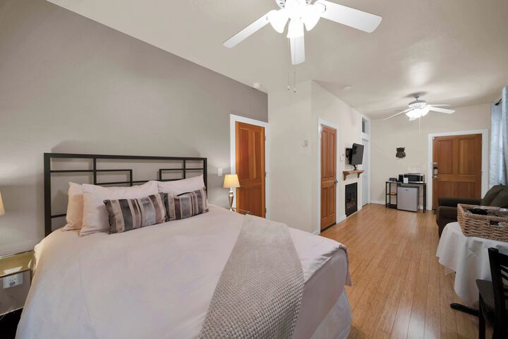 Room 29 of 172