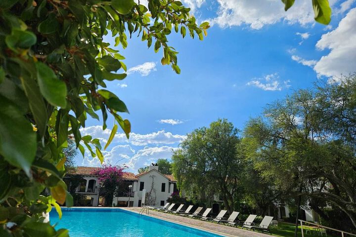 Hotel with Pool