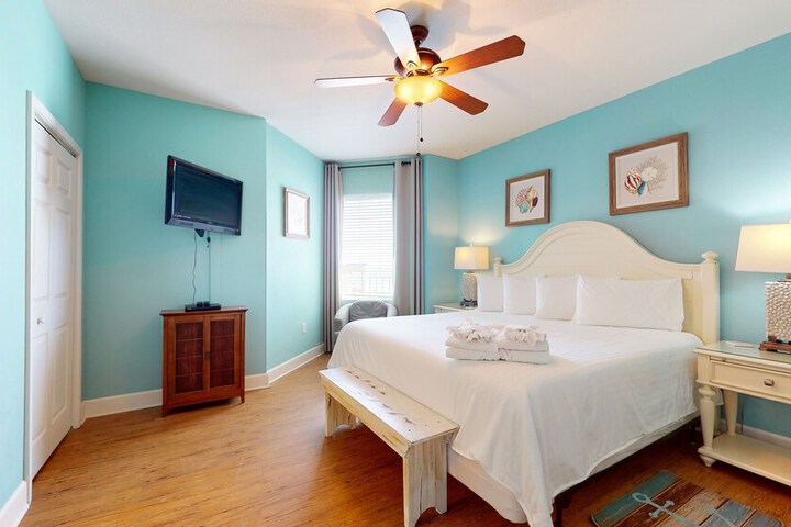 Room 15 of 163
