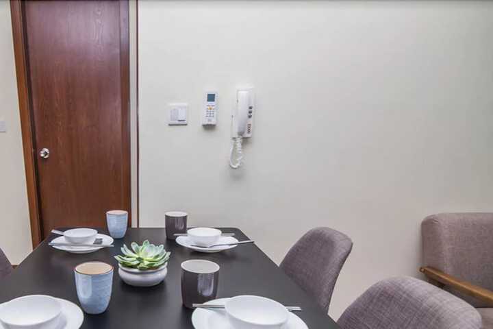 Room 11 of 35