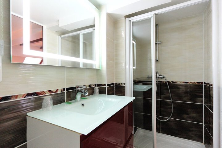 Bathroom Interior Photo