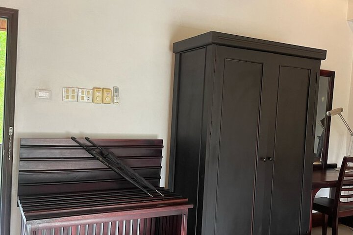 Room 56 of 277