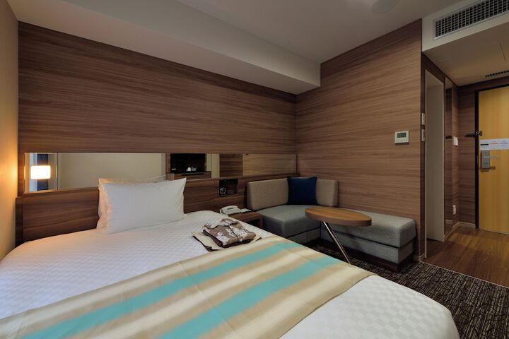 Room 7 of 47