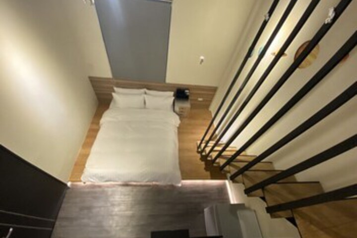Room 45 of 89