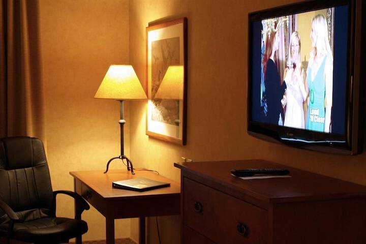 Room 2 of 15