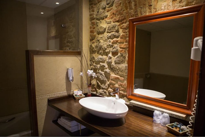 Bathroom Interior Photo
