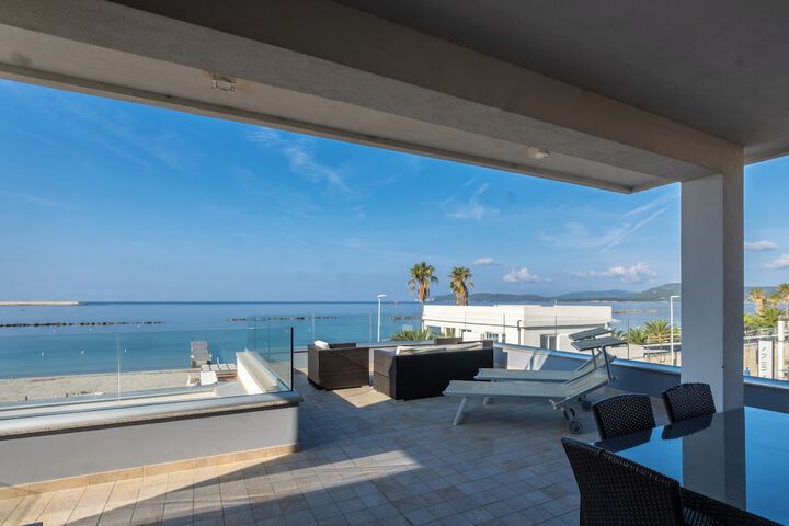 Terrace/Patio 52 of 114