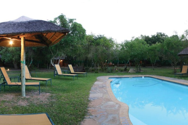 Hotel Pool