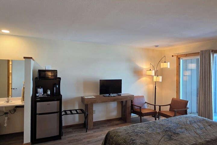 Room 20 of 34