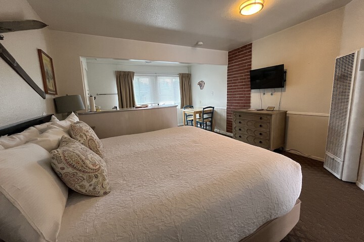 Room 42 of 133