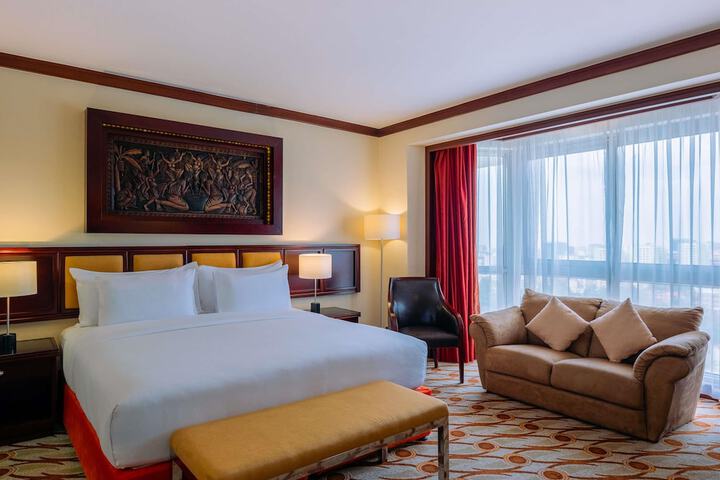 Room 34 of 150