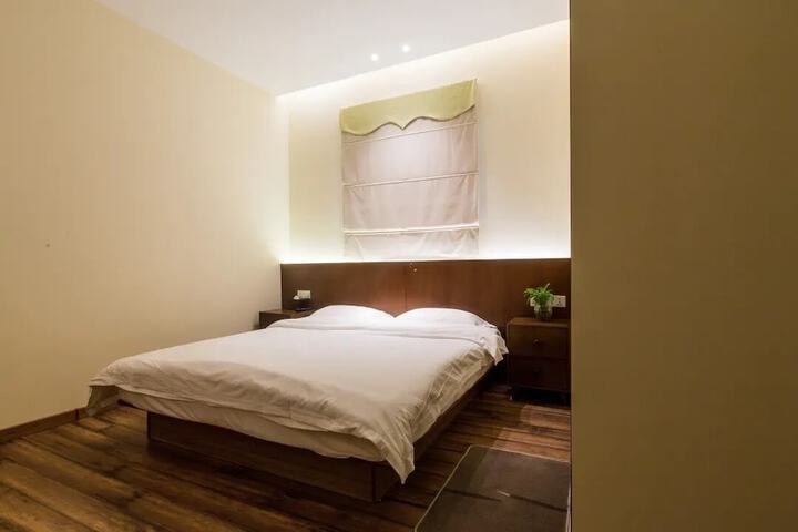 Room 15 of 91