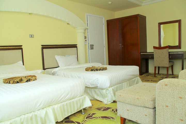 Room 15 of 66