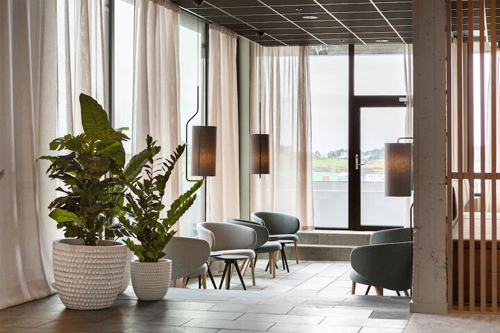 Lobby Entry