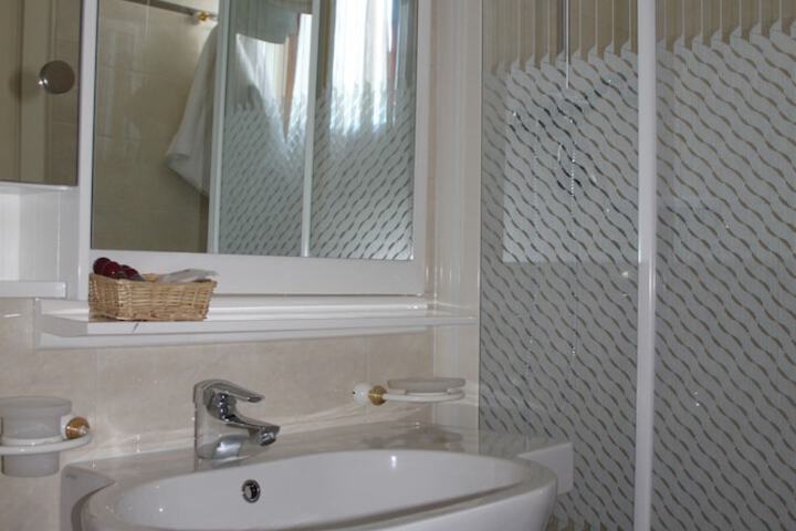 Bath Interior