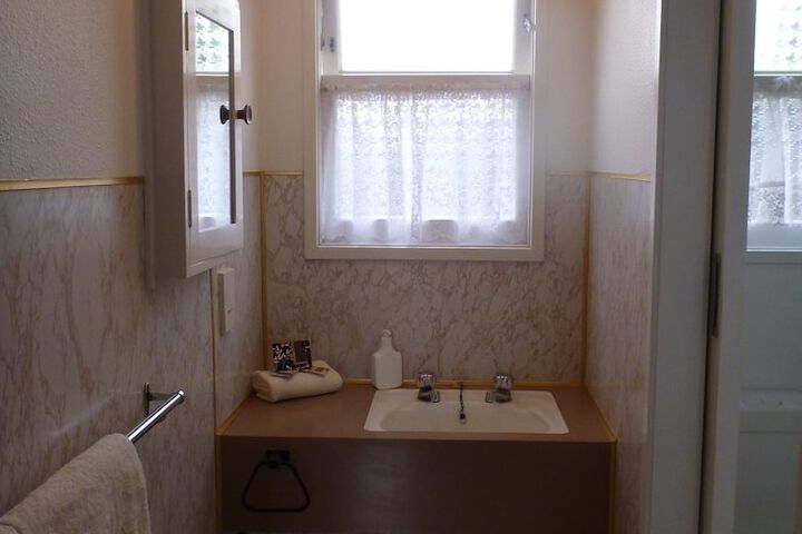Room 36 of 41