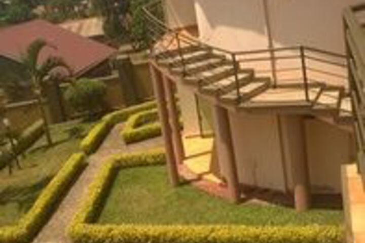Terrace/Patio 2 of 10