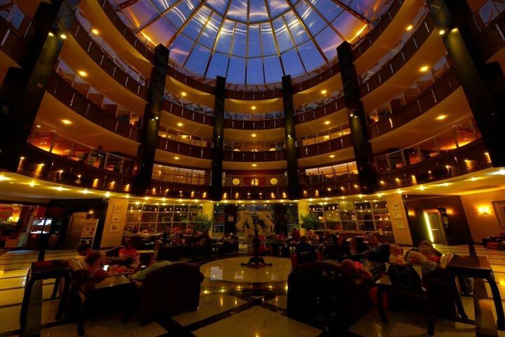 Hotel Interior 7 of 43