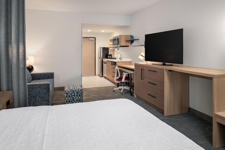 Room 18 of 47