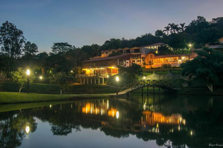 Hospedagem Vila Rica - 500m do centro de Cunha SP