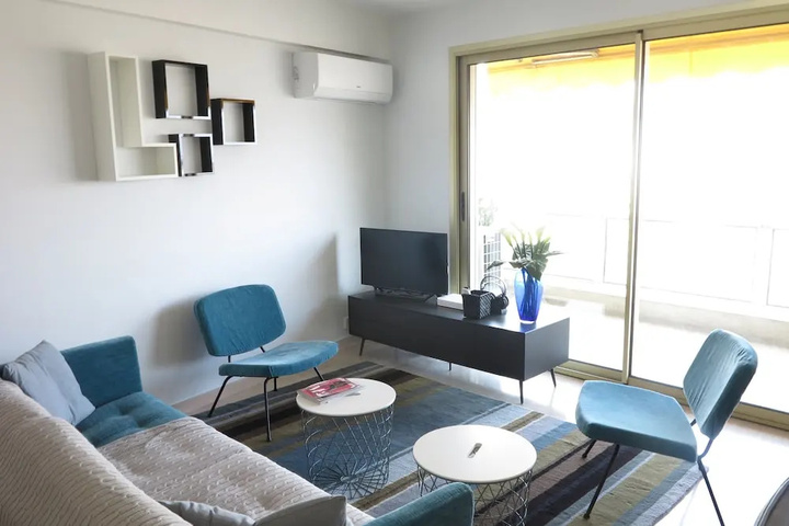 Room 3 of 15