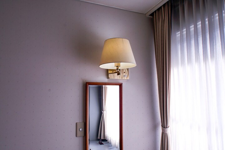 Room 16 of 79