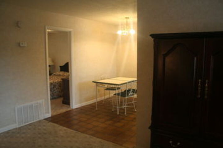 Room 11 of 24