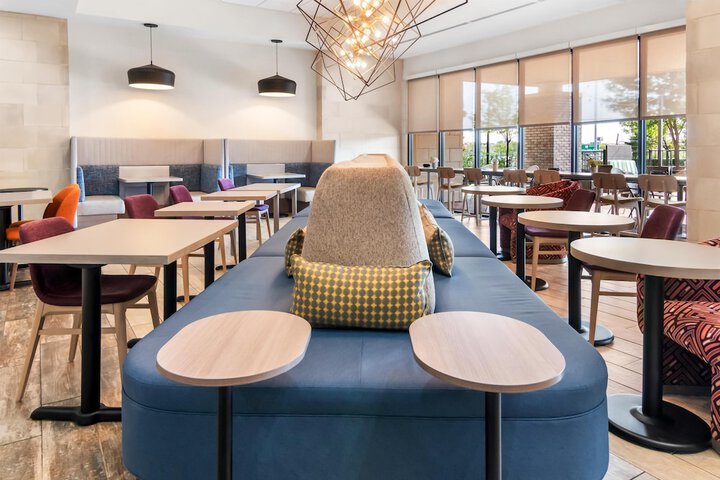 Hotel Interior 6 of 90