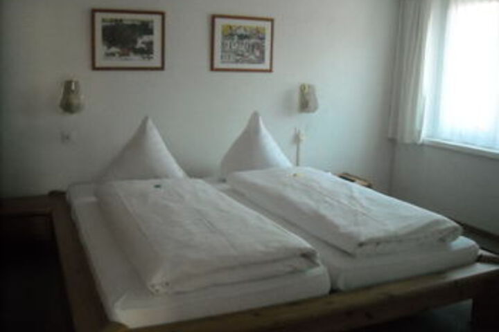 Room 34 of 81