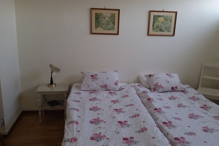 Room 16 of 33