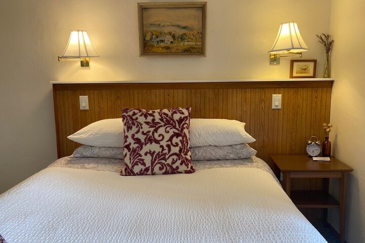 Room 12 of 70