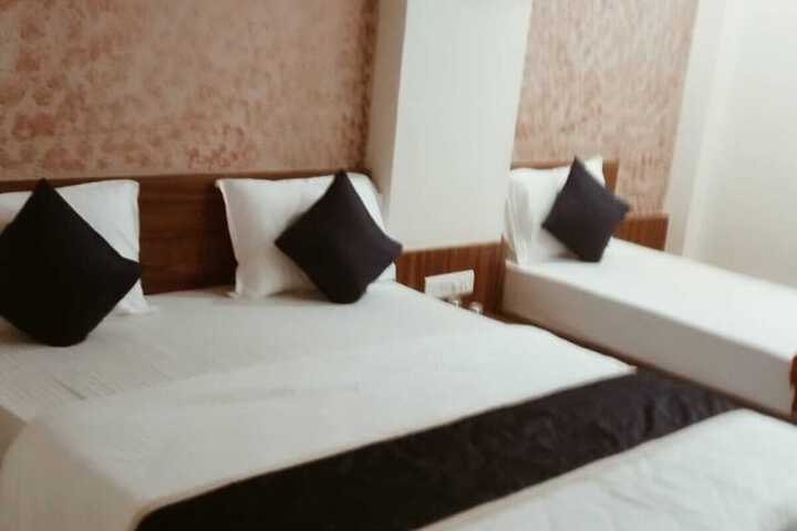 Room 5 of 20