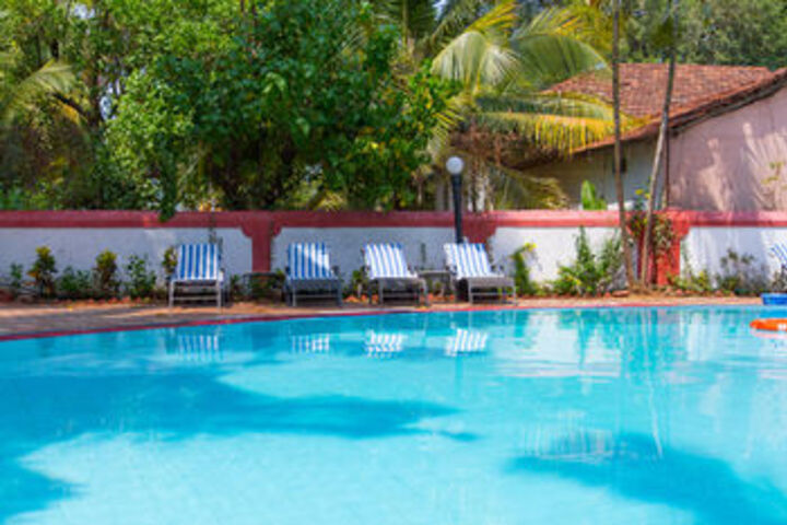 Pool 14 of 20