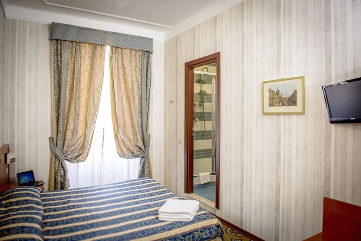 Room 14 of 54
