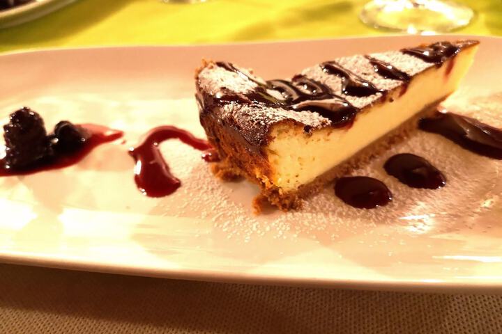 Dining 120 of 171