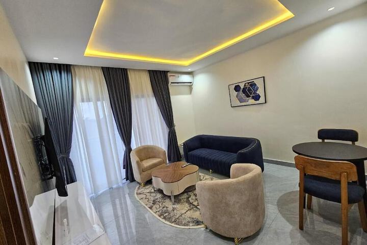 Room 12 of 19