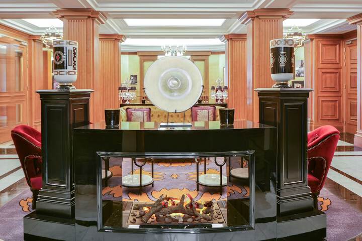 Guest Lobby