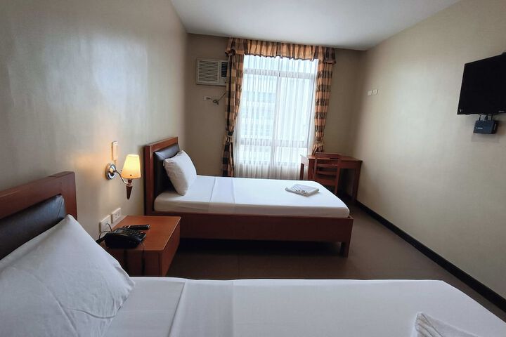 Room 19 of 73