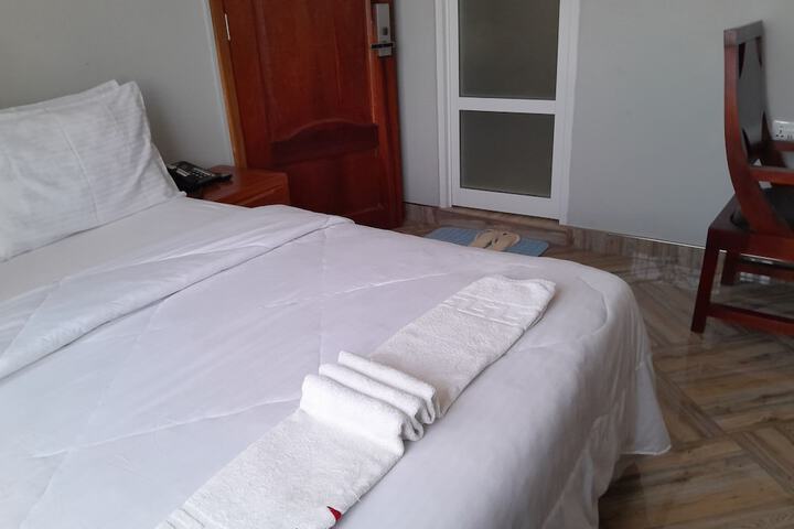 Room 42 of 74