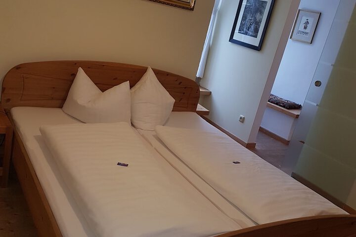 Room 45 of 80