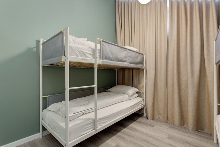 Room 37 of 87