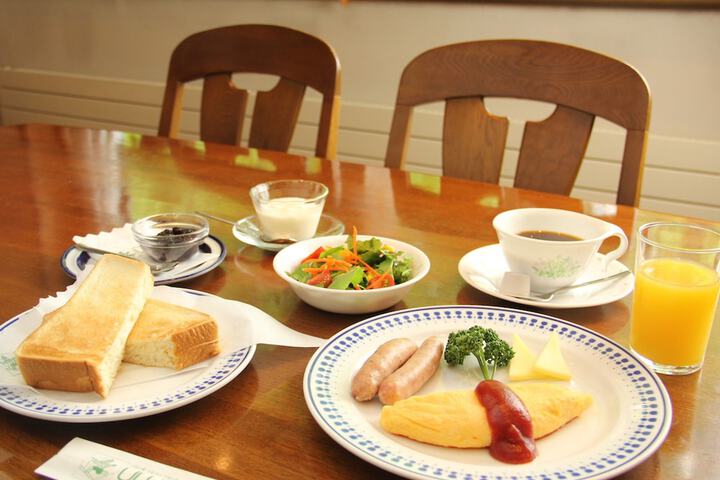 Breakfast/Coffee Service 22 of 54