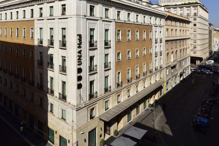 Hotel 65 of 66