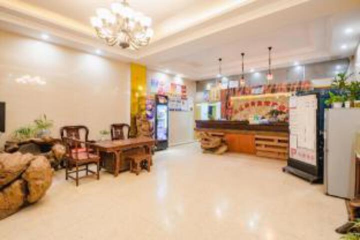 Hongyun Business Hotel (Mengcheng County Vehicle Management Office Branch)