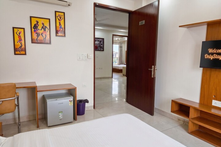 Room 29 of 37