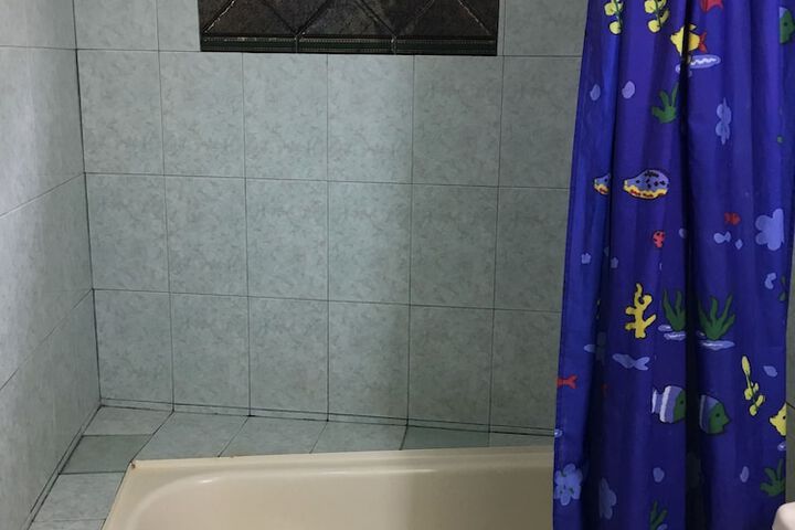 Room 29 of 77